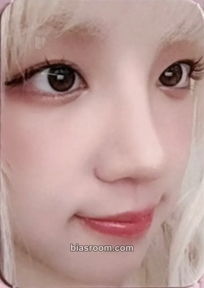 Yuqi We are Photocard - i-dle - i-dle K-pop photocard