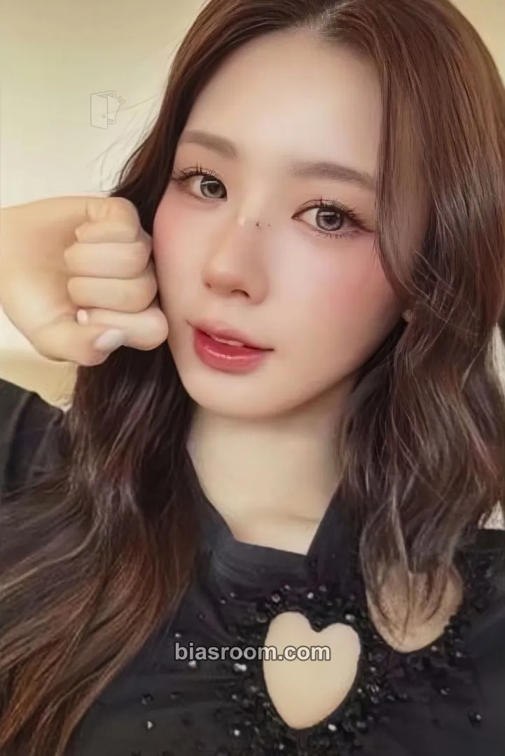Miyeon i-dle Photocard - i-dle K-pop photocard