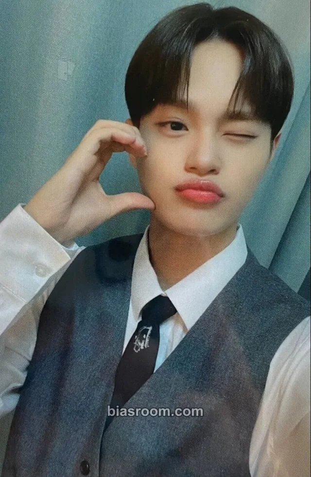 AB6IX - Daehwi - A to B Album hello82 exclusive