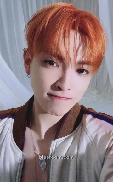 Hongjoong GOLDEN HOUR : Part.1 Photocard - ATEEZ - ATEEZ K-pop photocard