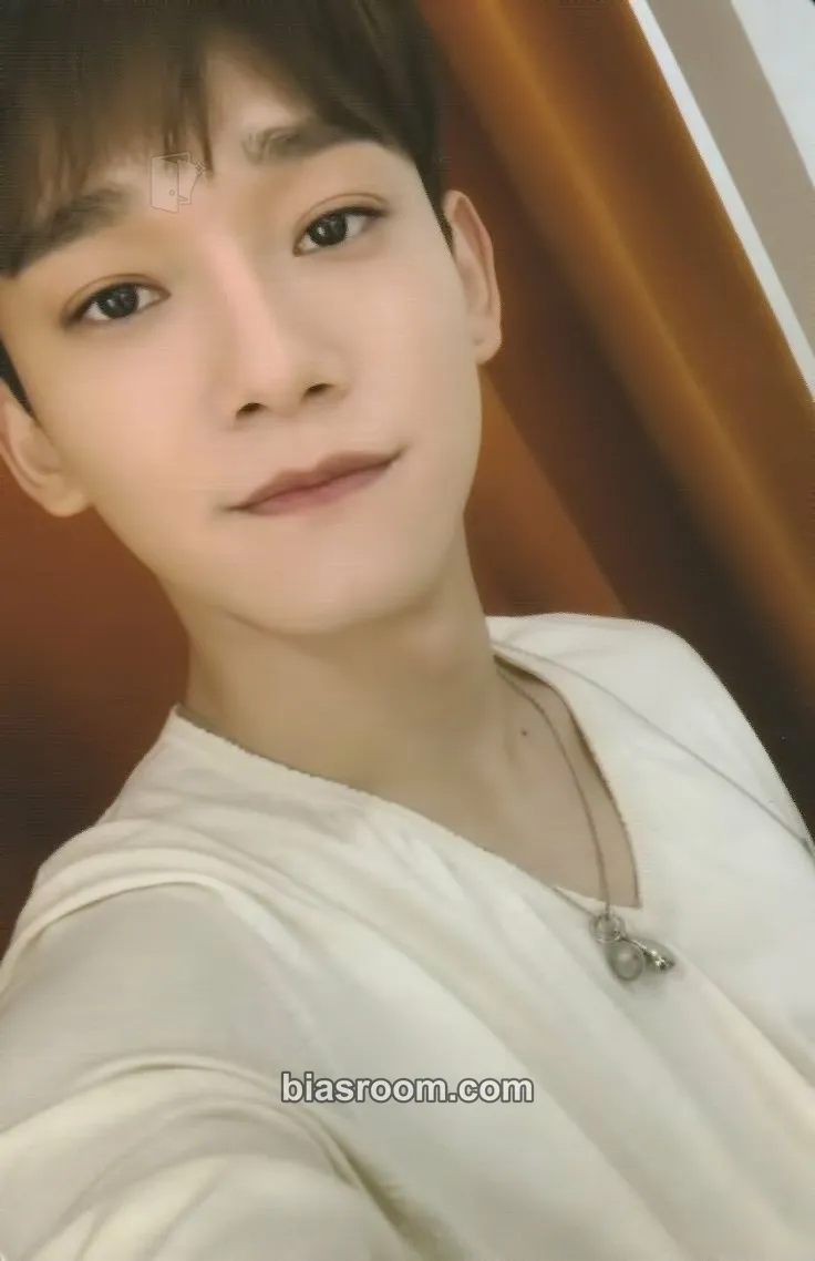 Chen April, and a Flower Photocard - EXO - EXO K-pop photocard