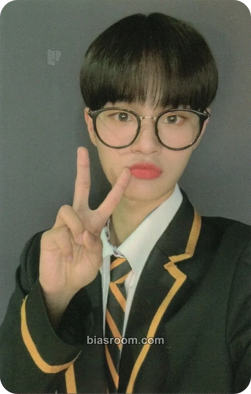 Daehwi VIVID Photocard - AB6IX - AB6IX K-pop photocard
