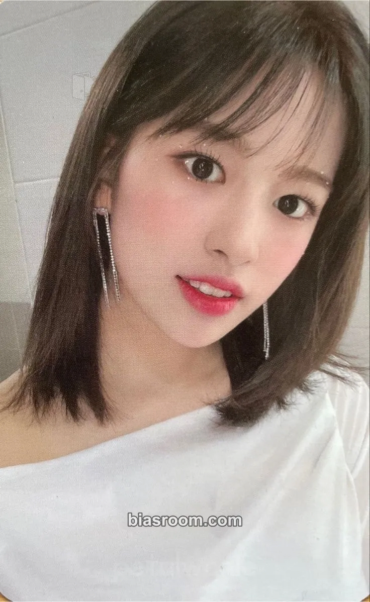 Yujin Oneiric Diary Photocard - IZ*ONE - IZ*ONE K-pop photocard
