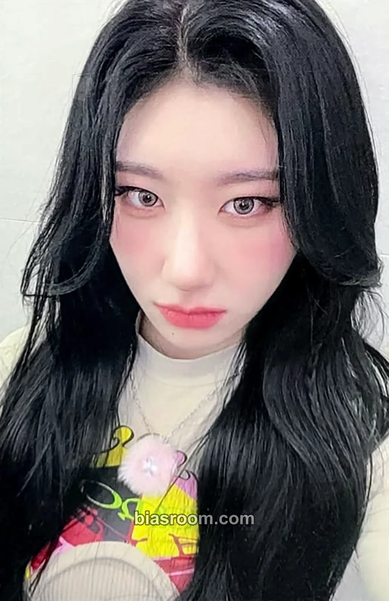Chaeryeong Cheshire Photocard - ITZY - ITZY K-pop photocard