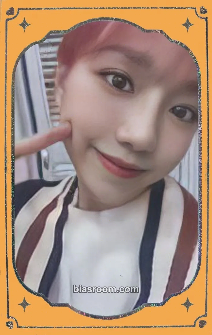 Jo Yuri Oneiric Diary Photocard - IZ*ONE - IZ*ONE K-pop photocard