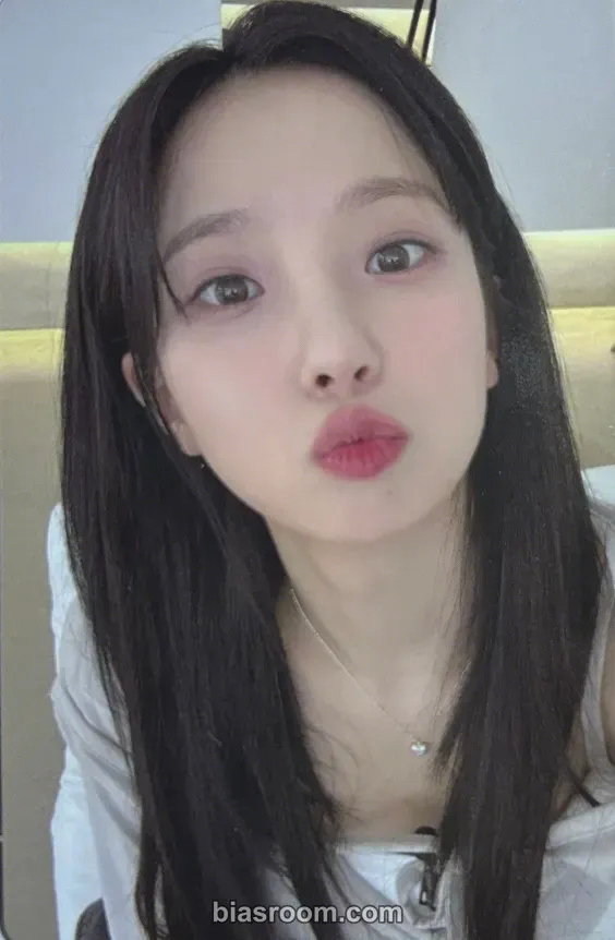 Yujin Kep1going On Photocard - Kep1er - Kep1er K-pop photocard