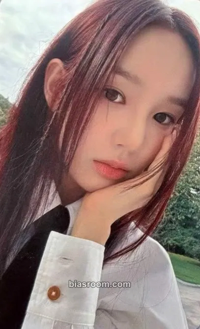 Ryu Sarang N/a Photocard - izna - izna K-pop photocard