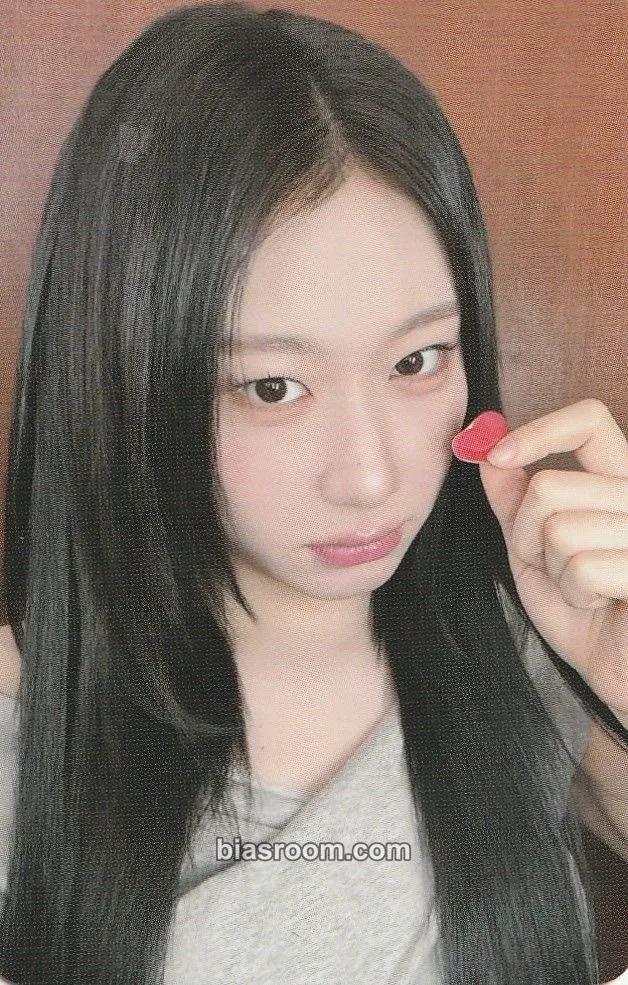 Chaeryeong Girls Will Be Girls Photocard - ITZY - ITZY K-pop photocard