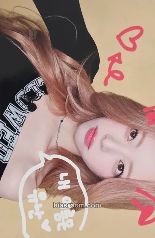 Yuna Girls Will Be Girls Photocard - ITZY - ITZY K-pop photocard