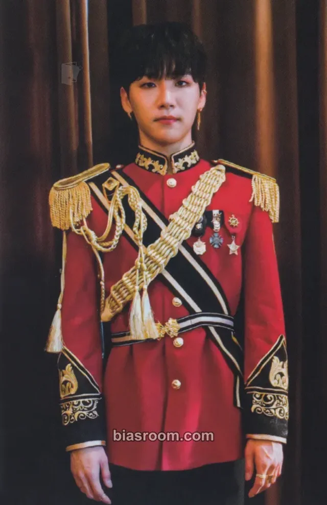 AB6IX - Woong - SALUTE Album first press only limited edition album photocard AR photocard