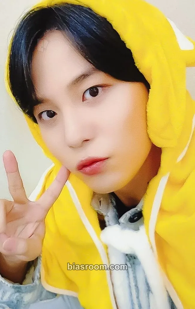 Jongho GOLDEN HOUR : Part.2 Photocard - ATEEZ - ATEEZ K-pop photocard