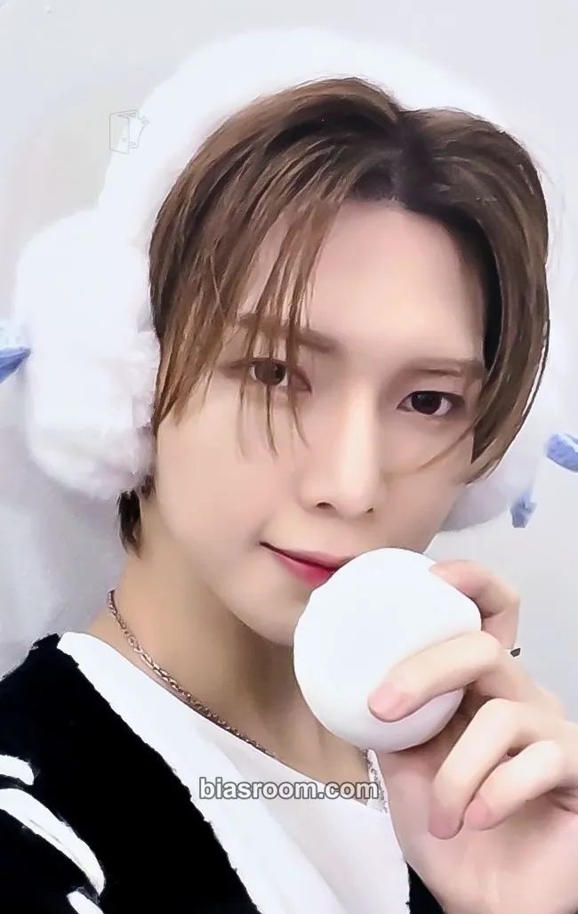 Yeosang GOLDEN HOUR : Part.2 Photocard - ATEEZ - ATEEZ K-pop photocard
