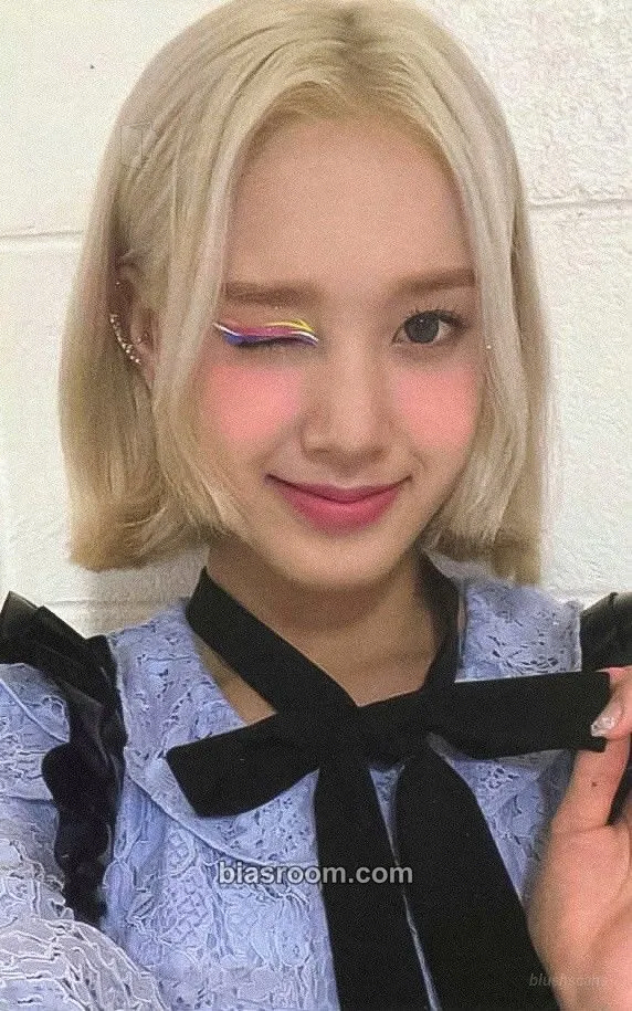 J STEREOTYPE Photocard - STAYC - STAYC K-pop photocard