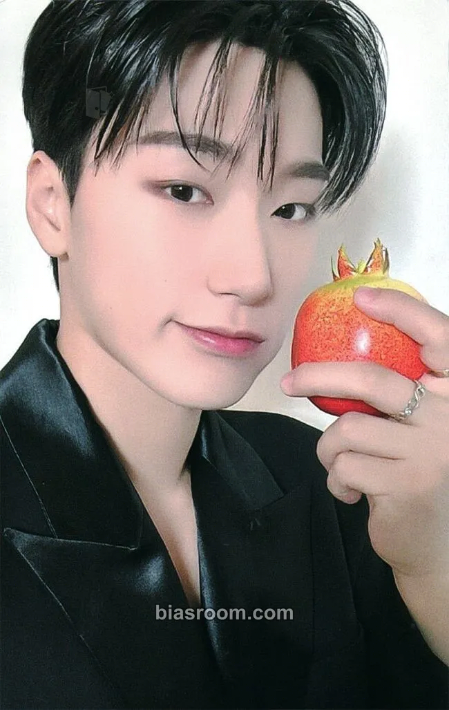 San GOLDEN HOUR : Part.2 Photocard - ATEEZ - ATEEZ K-pop photocard