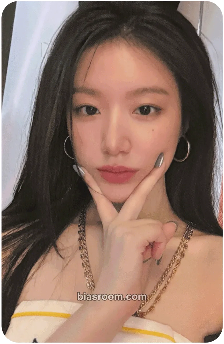 Shuhua 2025 逢い-dle Japan Tour Photocard - i-dle - i-dle K-pop photocard