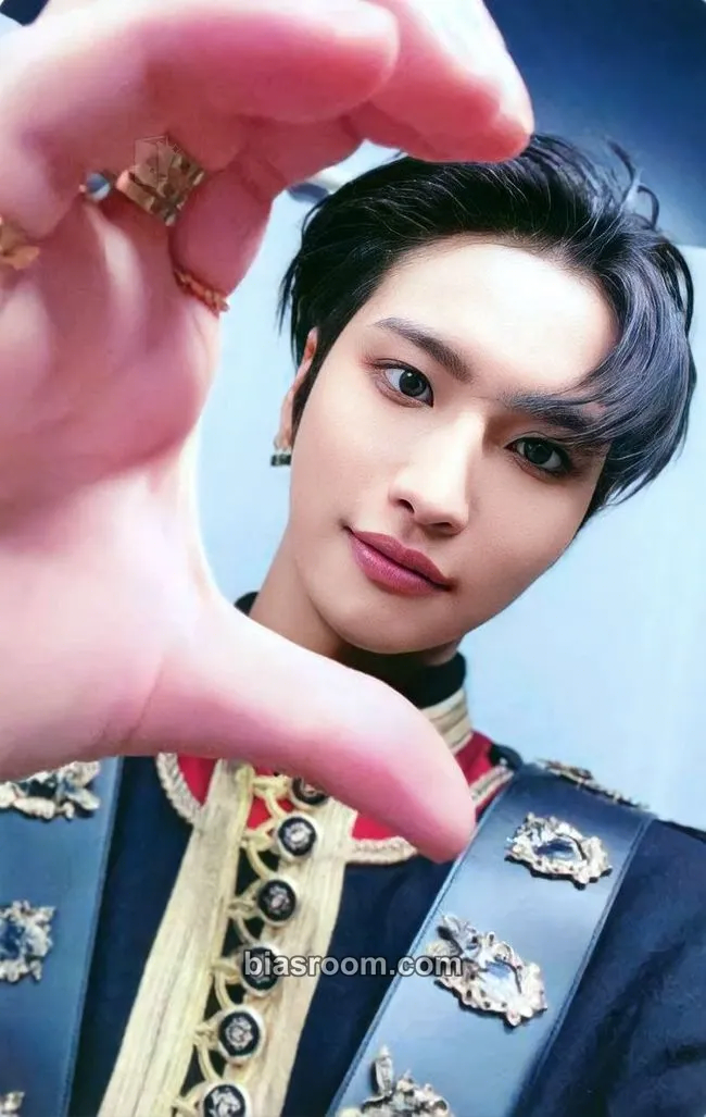 Seonghwa THE WORLD EP.FIN : WILL Photocard - ATEEZ - ATEEZ K-pop photocard