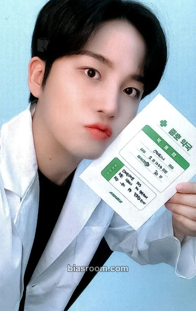 Jongho THE WORLD EP.FIN : WILL Photocard - ATEEZ - ATEEZ K-pop photocard