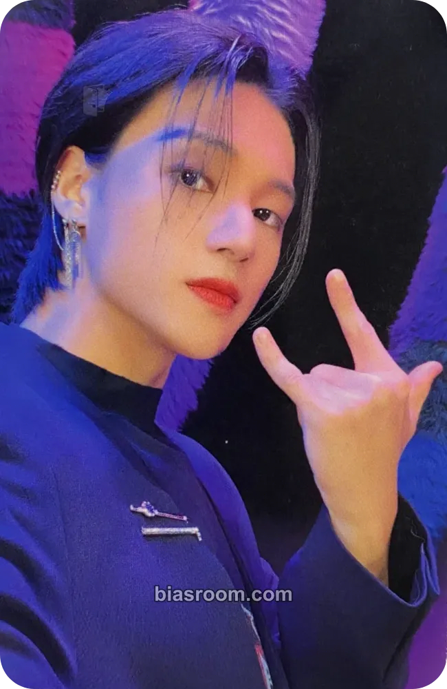 Wooyoung THE WORLD EP.FIN : WILL Photocard - ATEEZ - ATEEZ K-pop photocard