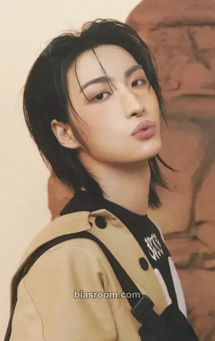 Seonghwa ANITEEZ IN TREASURE Photocard - ATEEZ - ATEEZ K-pop photocard