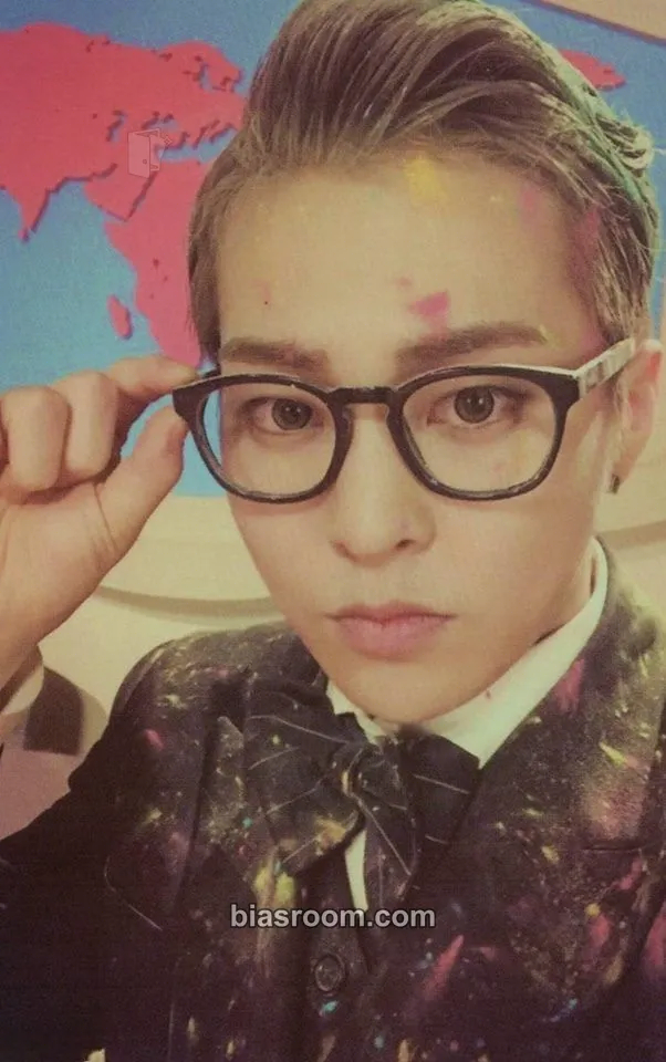 Xiumin Hey Mama! Photocard - EXO - EXO K-pop photocard