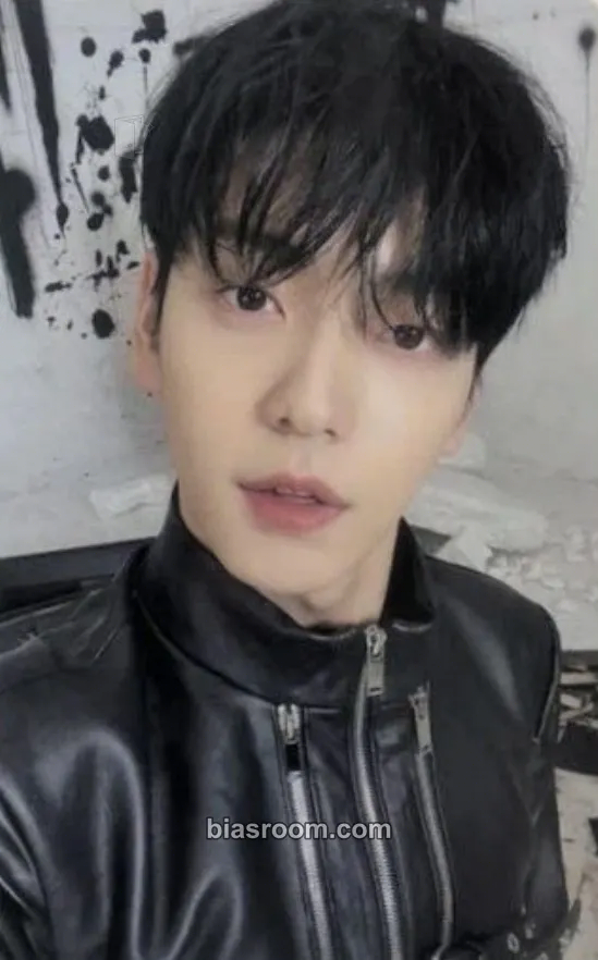 Soobin Minisode 2: Thursday's Child Photocard - TOMORROW X TOGETHER - TOMORROW X TOGETHER K-pop photocard