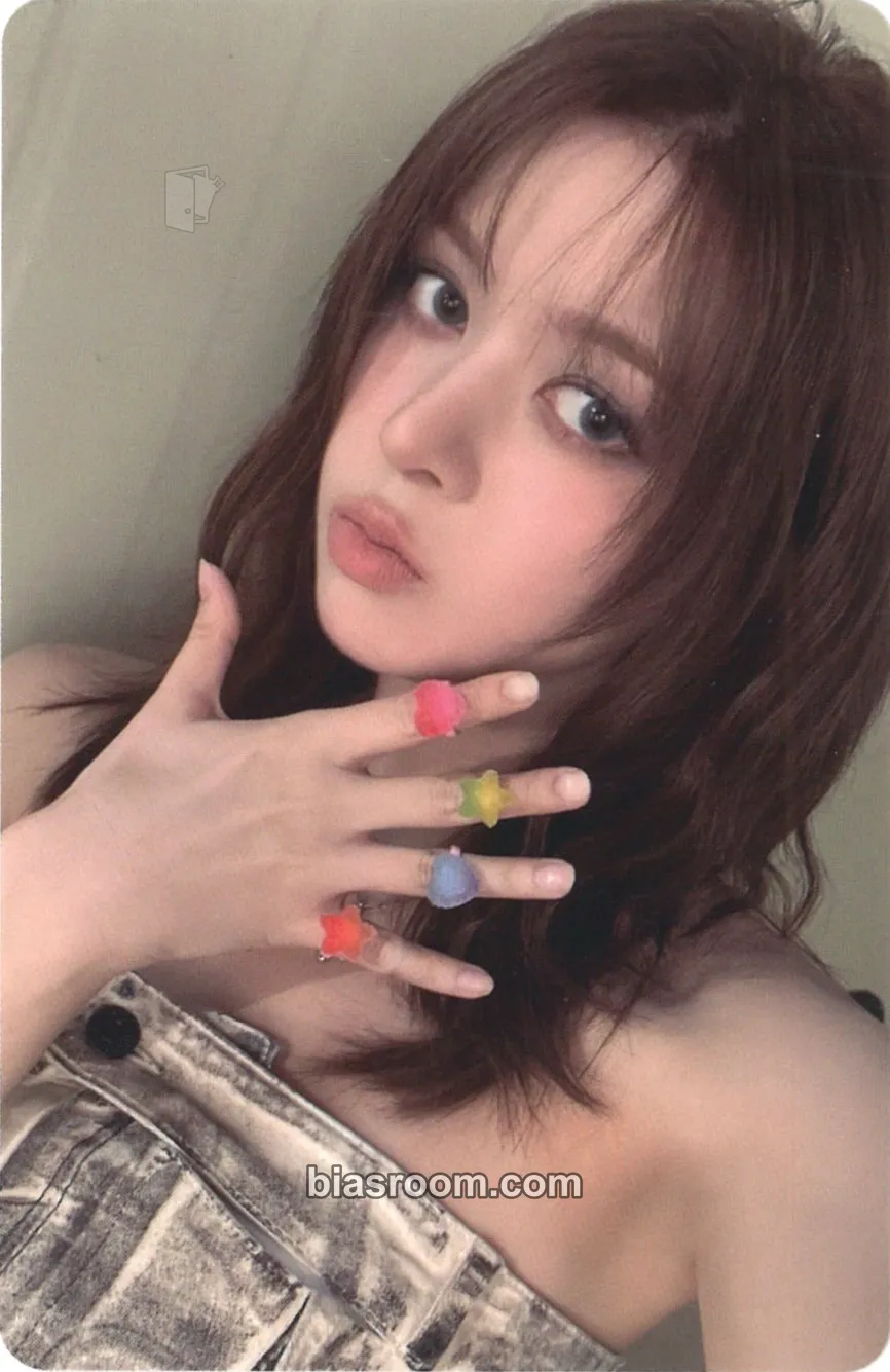 Lily Fe3O4: FORWARD Photocard - NMIXX - NMIXX K-pop photocard