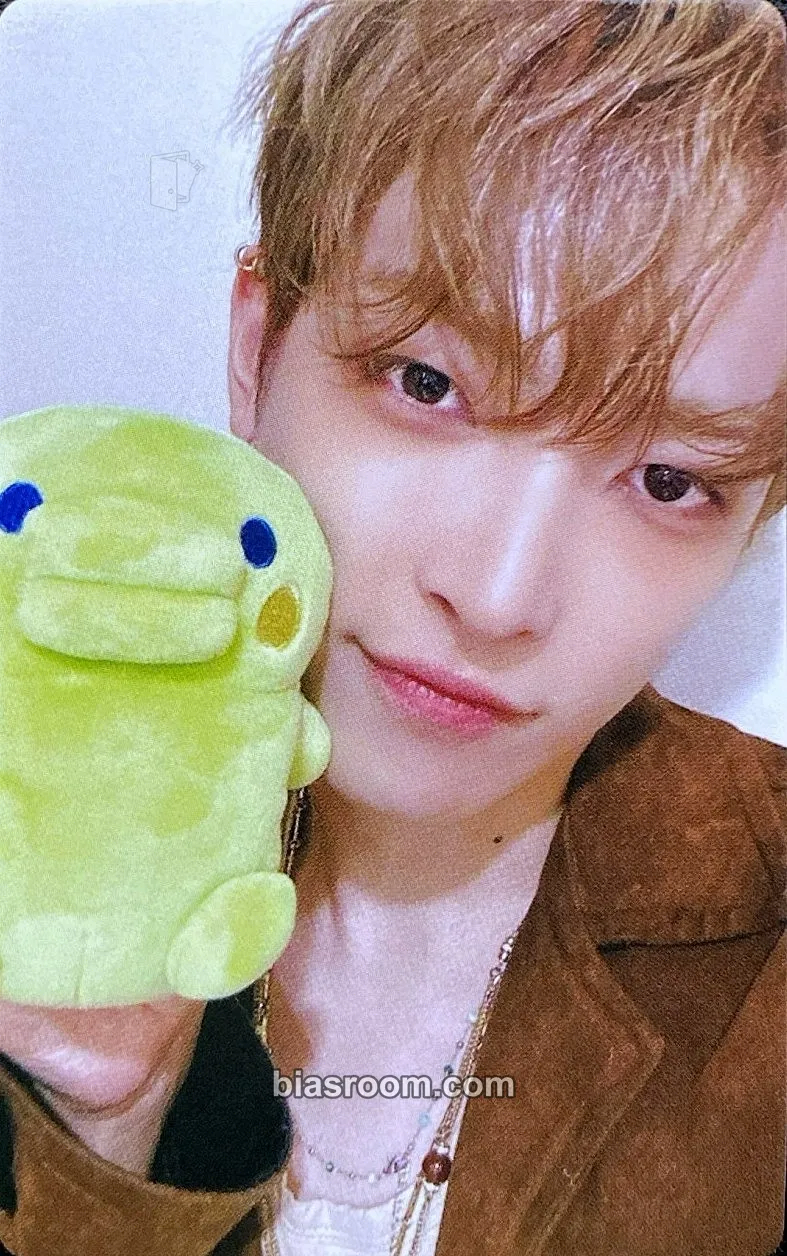 Hongjoong GOLDEN HOUR : Part.3 Photocard - ATEEZ - ATEEZ K-pop photocard