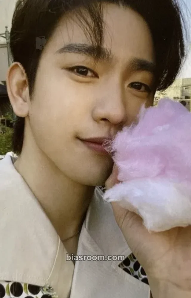 GOT7 - Jinyoung - Breath of Love : Last Piece Album album photocard sweet version