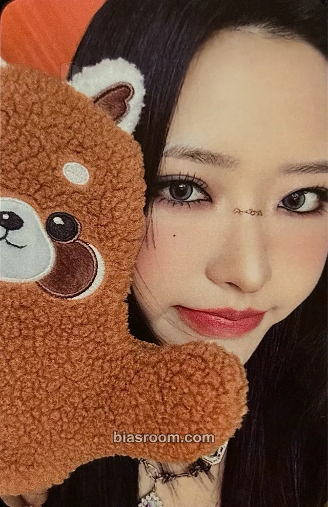 Loossemble - HyeJu - [One of a Kind] Album pob (pre-order benefit) hellolive