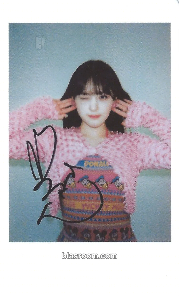 Chaehyun KNIGHT Magazine Photocard - Kep1er - Kep1er K-pop photocard