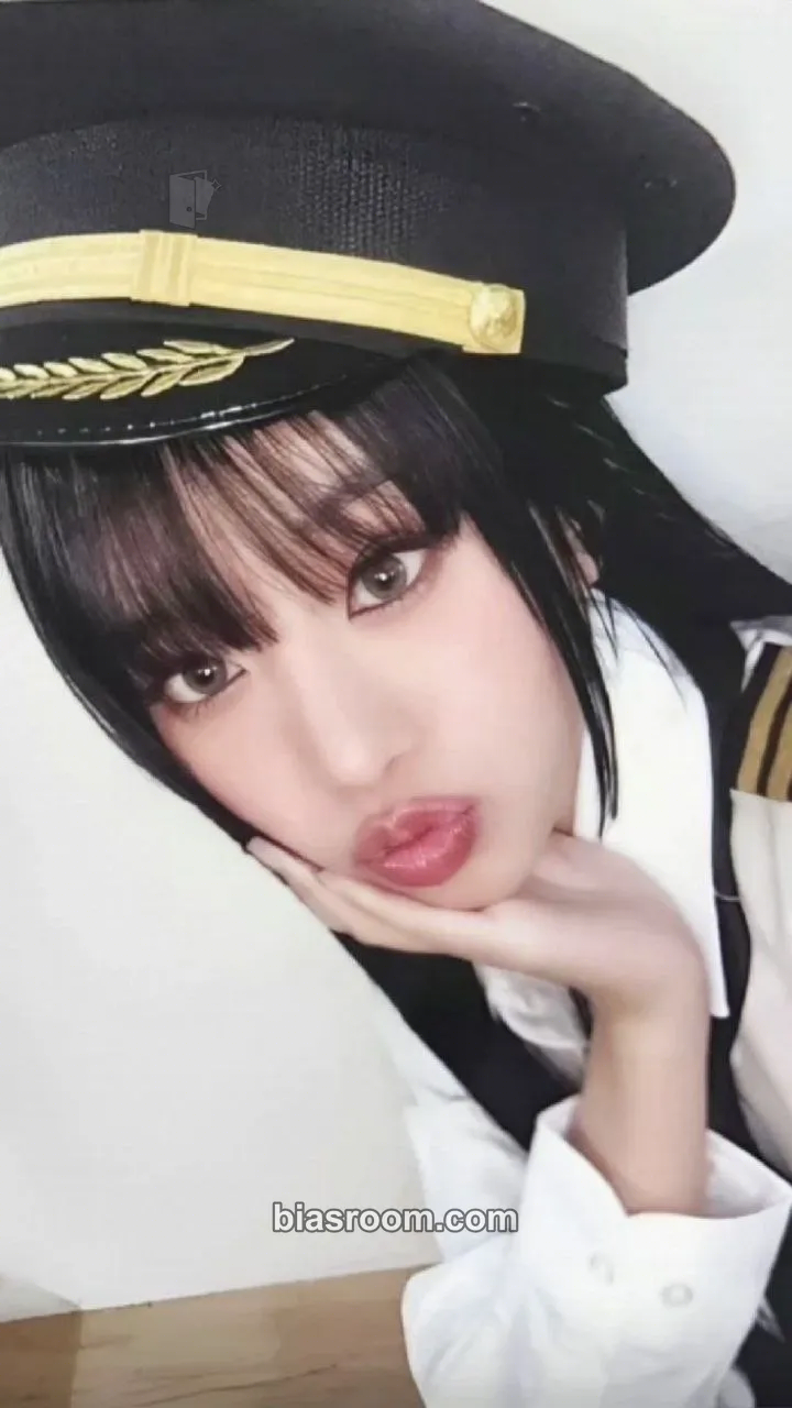 Natty Lose Yourself Photocard - KISS OF LIFE - KISS OF LIFE K-pop photocard