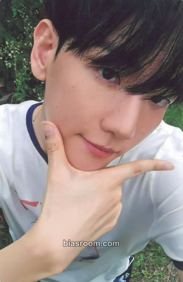 Baekhyun Hello, World Photocard - EXO - EXO K-pop photocard