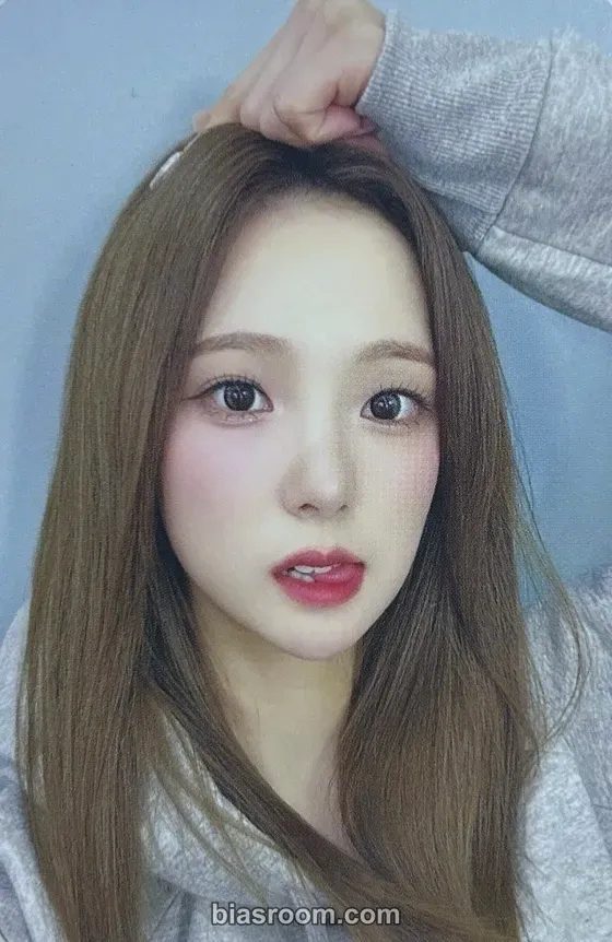 Yujin TIPI-TAP Photocard - Kep1er - Kep1er K-pop photocard