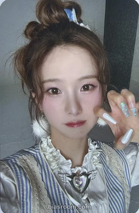 Yujin Beyond the Star: Fan Concert Tour Photocard - Kep1er - Kep1er K-pop photocard