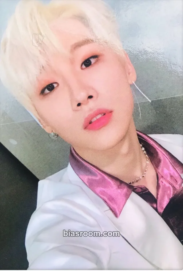 AB6IX - Woong - B:COMPLETE Album broadcast gift