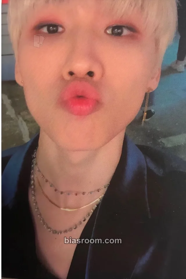 AB6IX - Woong - B:COMPLETE Album broadcast gift