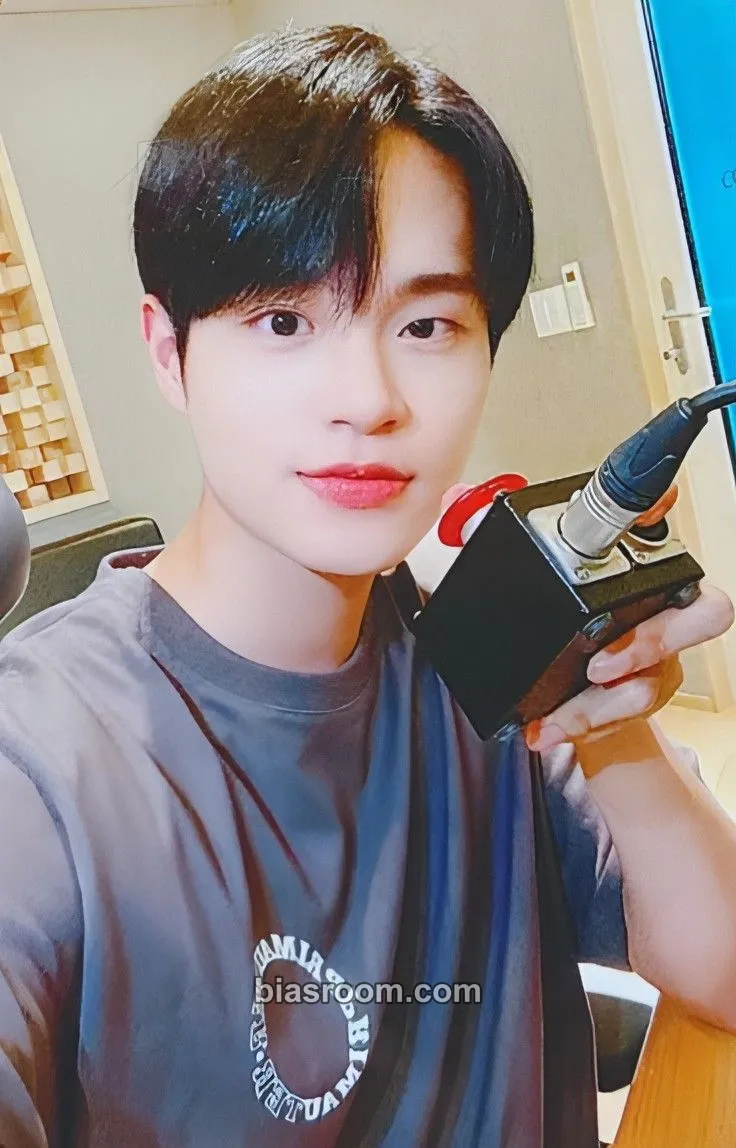 Daehwi MO’ COMPLETE Photocard - AB6IX - AB6IX K-pop photocard
