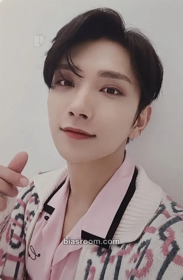 Joshua Not Alone Photocard - SEVENTEEN - SEVENTEEN K-pop photocard