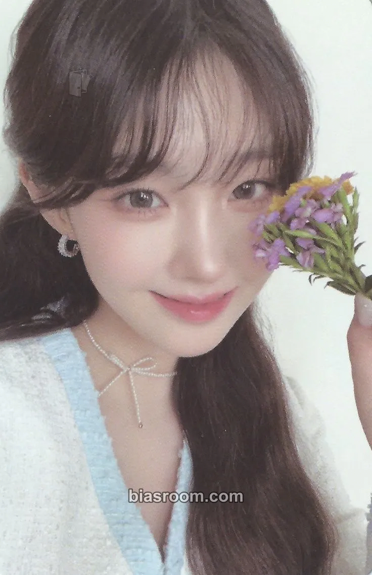 Chaehyun 2nd Fan Meeting: Kep1er's Strange Market Photocard - Kep1er - Kep1er K-pop photocard