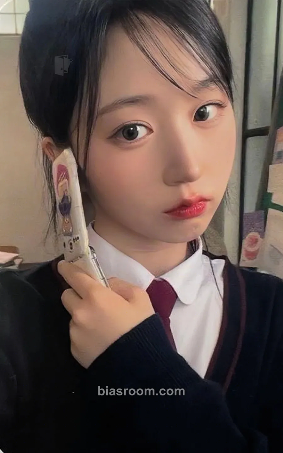Haewon 2023 Seasons Greetings - Girls Over Flowers Photocard - NMIXX - NMIXX K-pop photocard