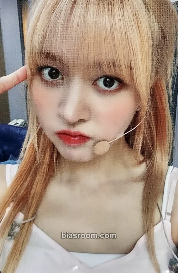 Lily A Midsummer’s NMIXX’s Dream Photocard - NMIXX - NMIXX K-pop photocard