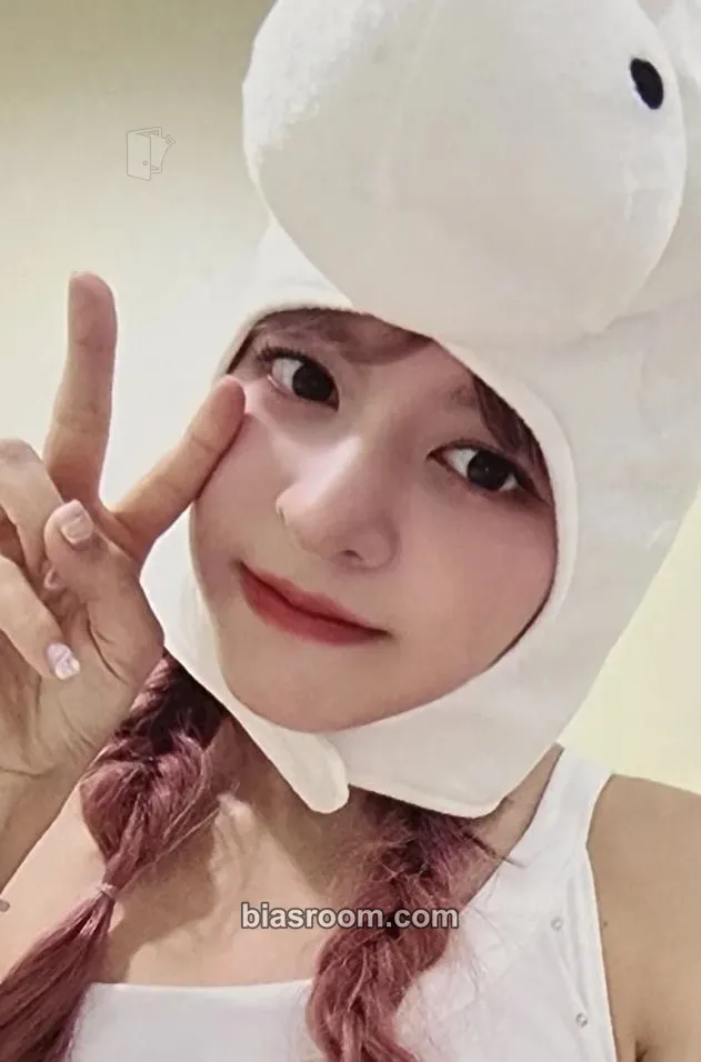 Lily A Midsummer’s NMIXX’s Dream Photocard - NMIXX - NMIXX K-pop photocard