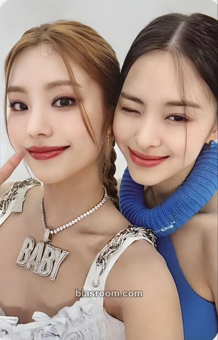 KILL MY DOUBT Photocard - ITZY - ITZY K-pop photocard