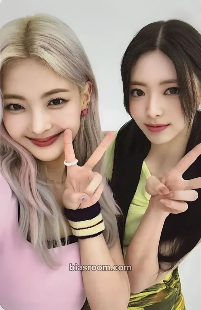 ITZY - Lia & Yuna - KILL MY DOUBT Album soundwave lucky draw round 1