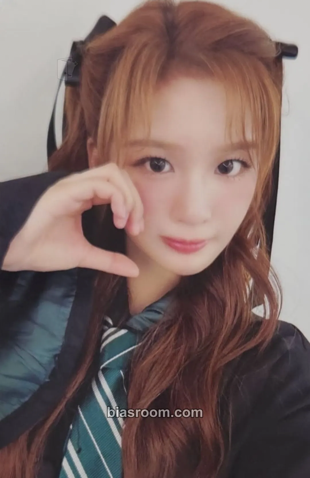 Sullyoon Fe3O4: FORWARD Photocard - NMIXX - NMIXX K-pop photocard