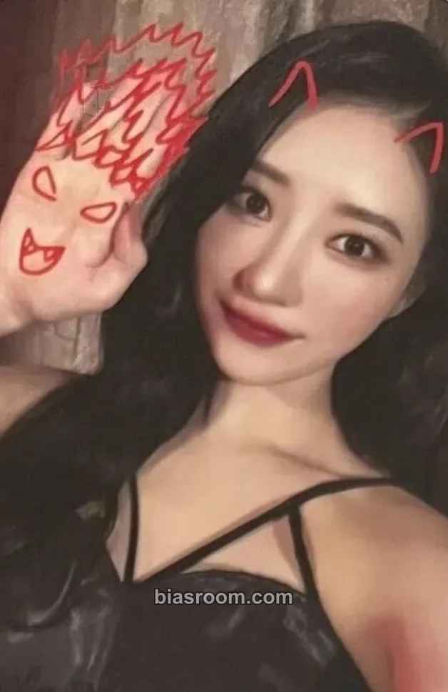 SuA VillainS Photocard - Dreamcatcher - Dreamcatcher K-pop photocard