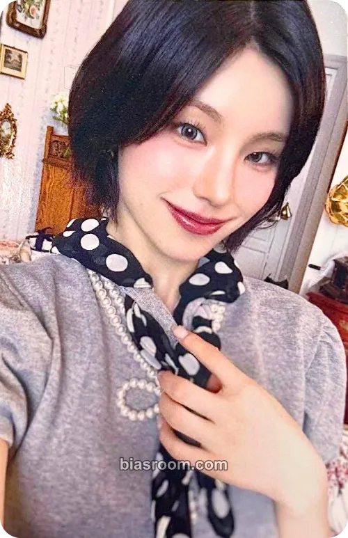 Yeji Collector Photocard - ITZY - ITZY K-pop photocard