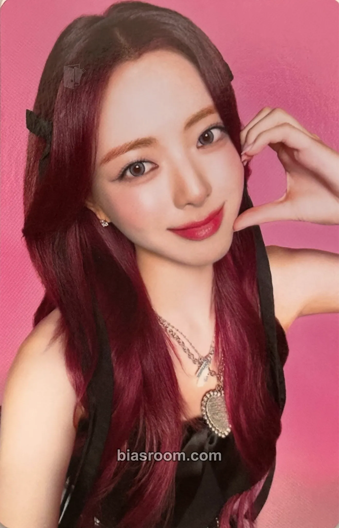 Yuna Collector Photocard - ITZY - ITZY K-pop photocard