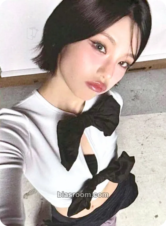 Yeji Collector Photocard - ITZY - ITZY K-pop photocard