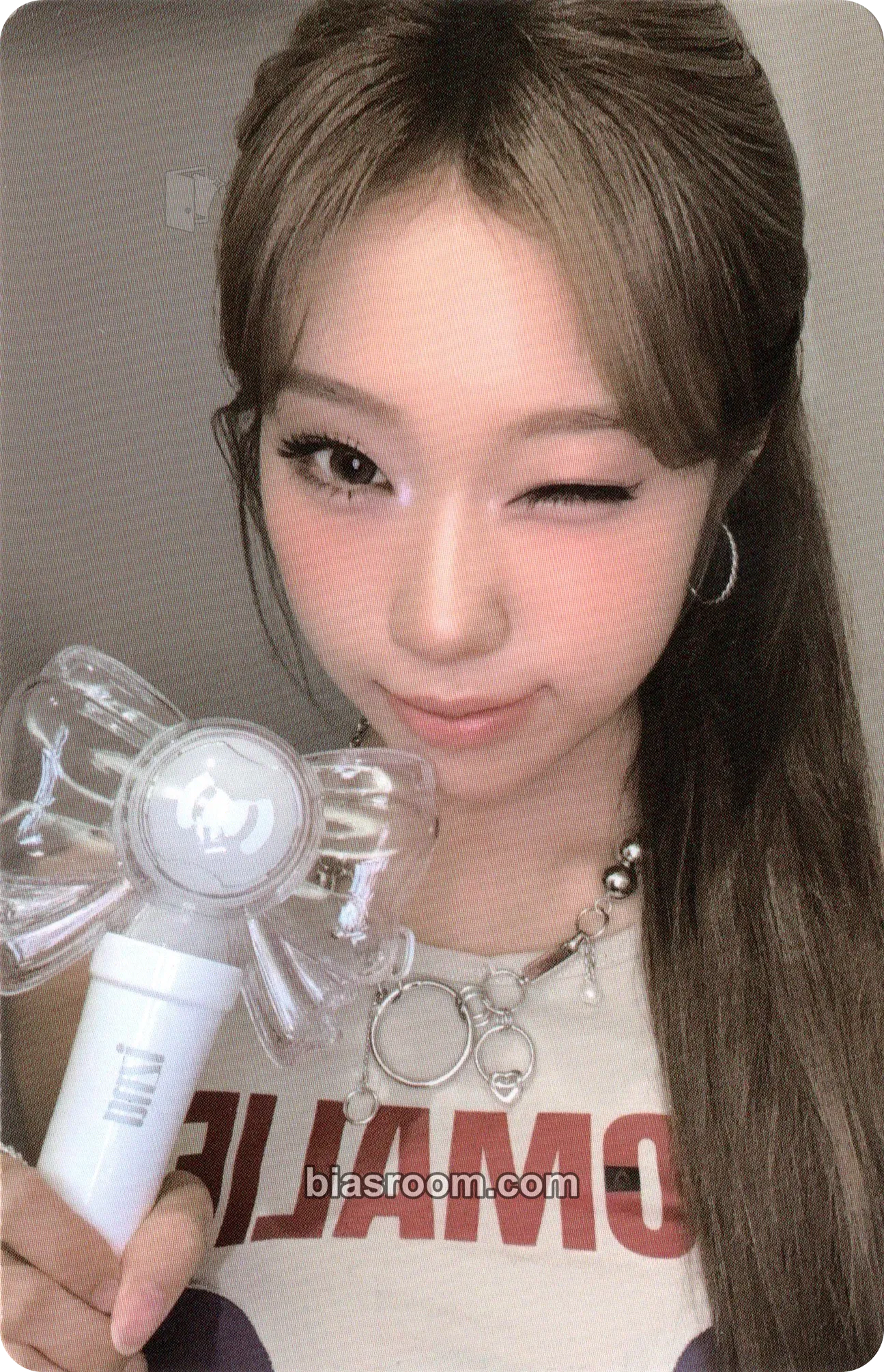 Choi Jungeun Official Lightstick and Lightband Photocard - izna - izna K-pop photocard